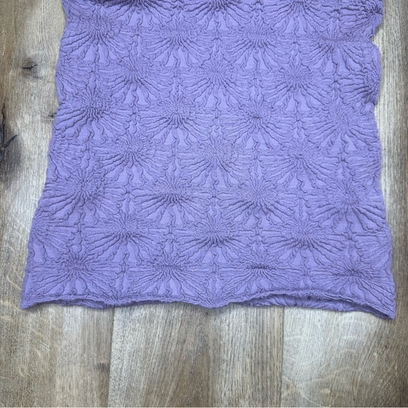 TikTok Shop Lilac Tank Size Small - Picture 4 of 8